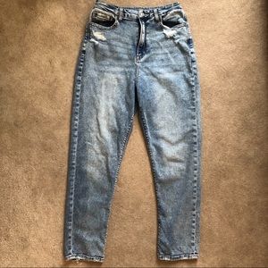 american eagle curvy mom jeans light wash